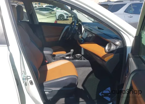 2017 Toyota Rav4 Hybrid Limited z USA, uszkodzony, nr VIN JTMDJREV6HD149931